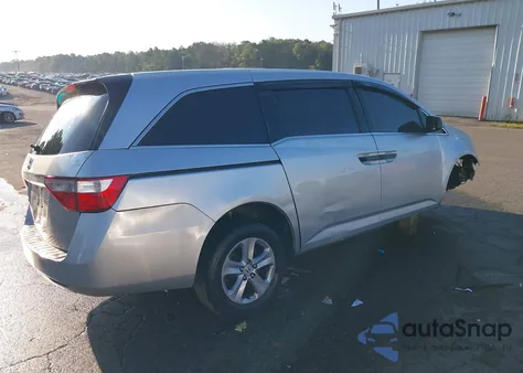 2011 Honda Odyssey Lx z USA, uszkodzony, nr VIN 5FNRL5H25BB017043